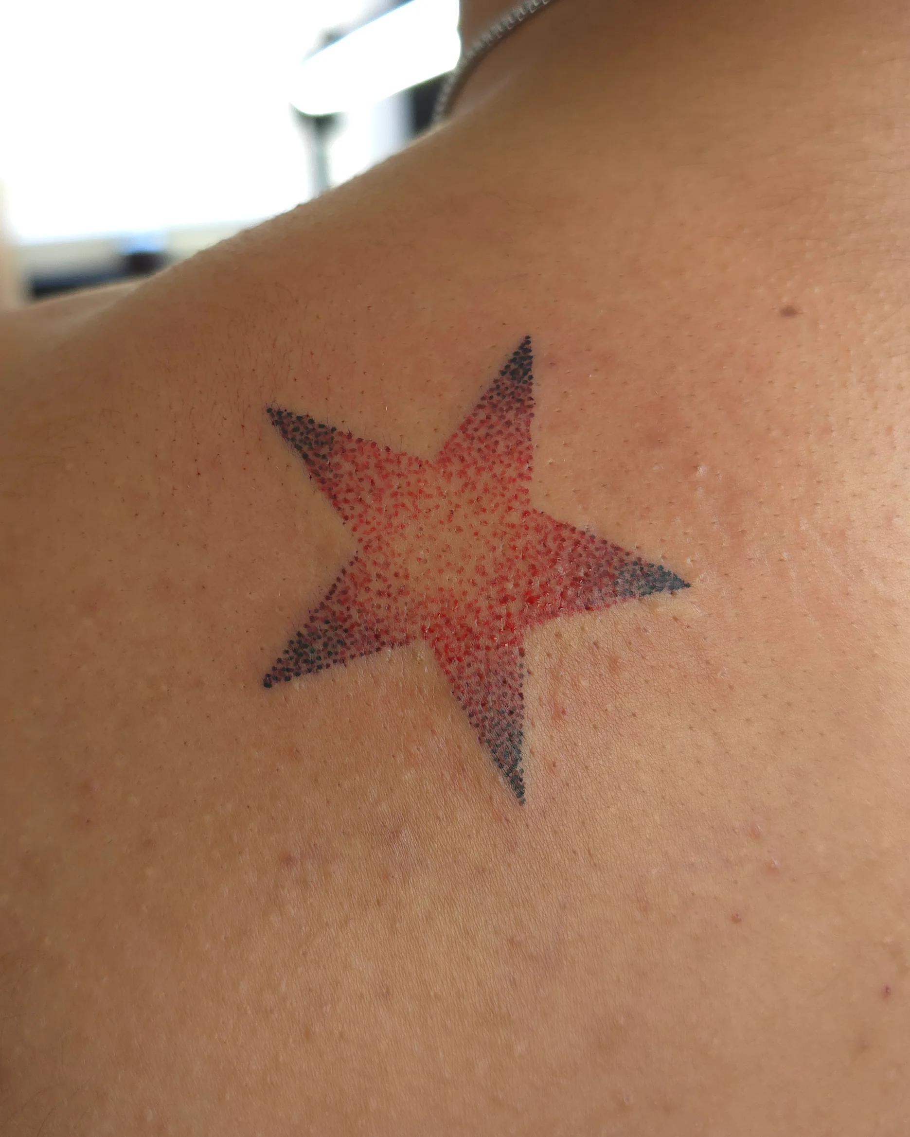 Stipple Star